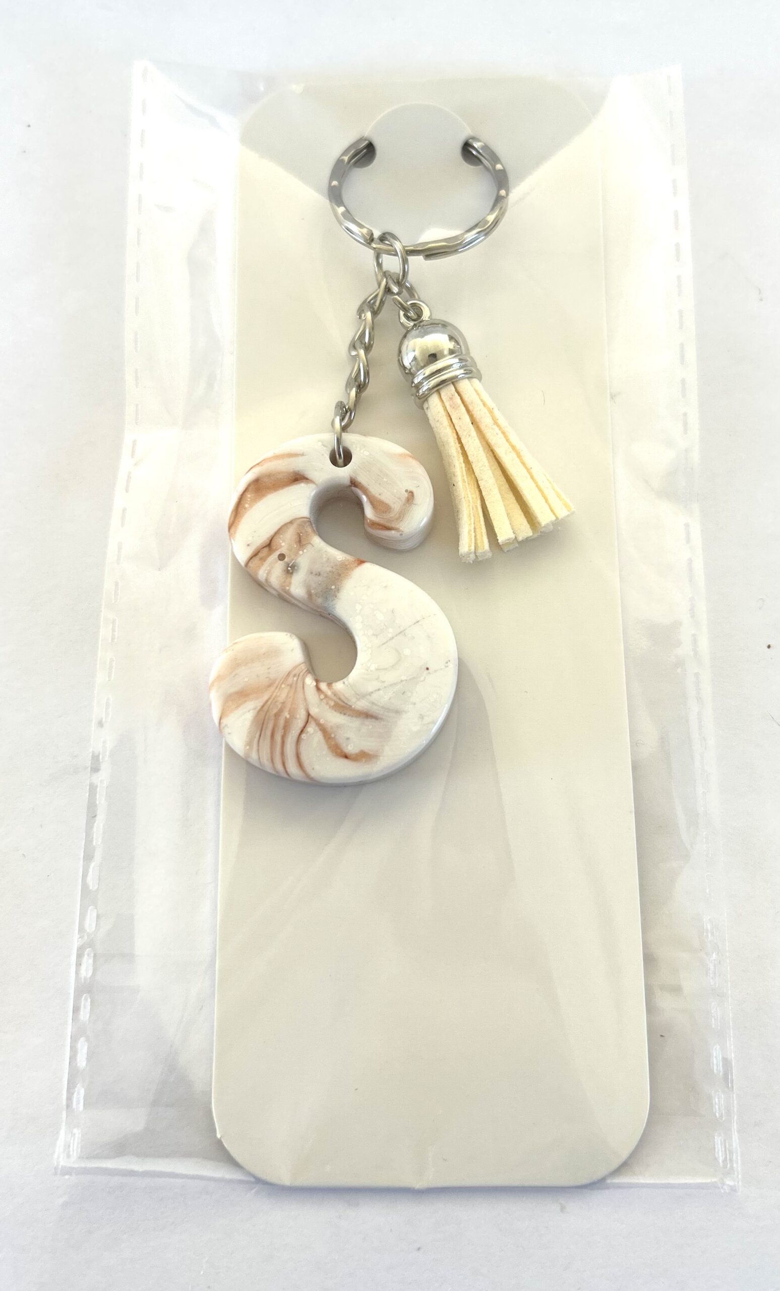 S Keyring White Marble